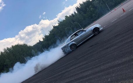 Toyota Chaser VI, 1998 год, 2 000 000 рублей, 3 фотография