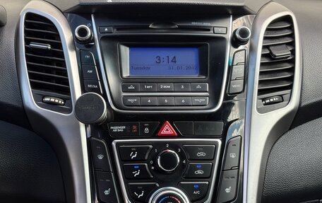 Hyundai i30 II рестайлинг, 2013 год, 830 000 рублей, 17 фотография