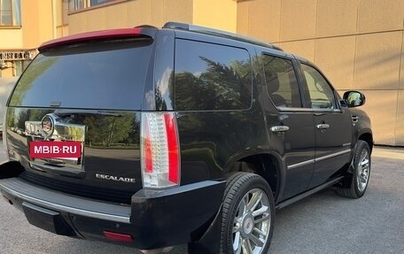 Cadillac Escalade III, 2011 год, 6 000 000 рублей, 2 фотография