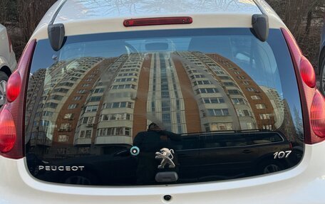 Peugeot 107 I рестайлинг, 2012 год, 340 000 рублей, 3 фотография