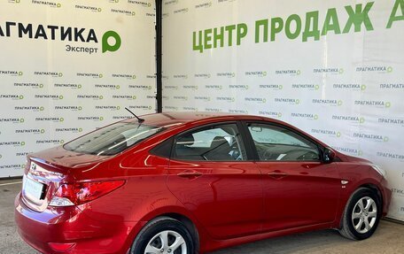 Hyundai Solaris II рестайлинг, 2011 год, 680 000 рублей, 5 фотография