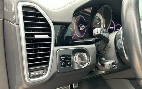 Porsche Cayenne III, 2020 год, 14 000 000 рублей, 26 фотография