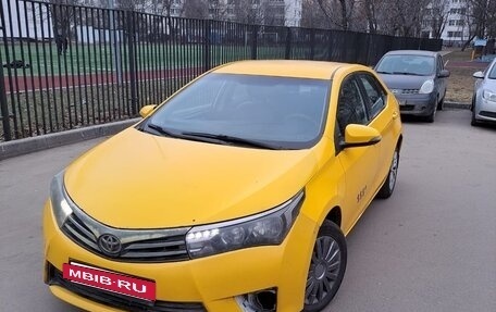 Toyota Corolla, 2013 год, 700 000 рублей, 3 фотография