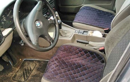 BMW 5 серия, 1988 год, 385 000 рублей, 7 фотография