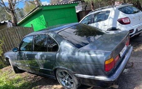 BMW 5 серия, 1988 год, 385 000 рублей, 2 фотография