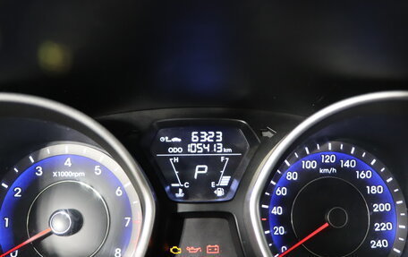 Hyundai Avante, 2011 год, 799 990 рублей, 16 фотография
