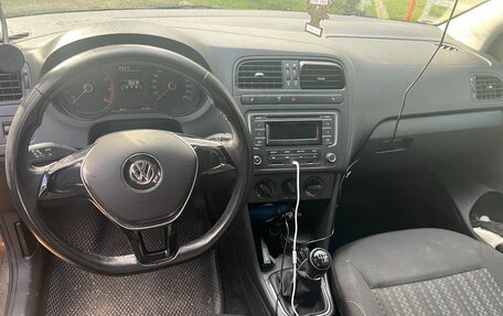 Volkswagen Polo VI (EU Market), 2015 год, 1 100 000 рублей, 5 фотография