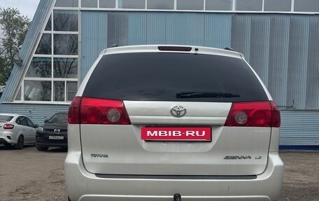 Toyota Sienna II рестайлинг, 2006 год, 1 400 000 рублей, 2 фотография
