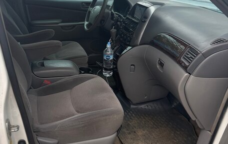 Toyota Sienna II рестайлинг, 2006 год, 1 400 000 рублей, 11 фотография
