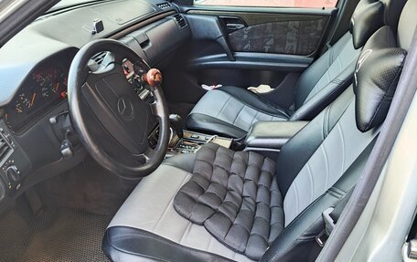 Mercedes-Benz E-Класс, 2002 год, 520 000 рублей, 8 фотография