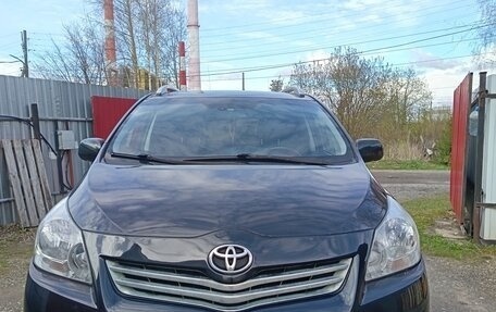 Toyota Verso I, 2011 год, 1 030 000 рублей, 5 фотография