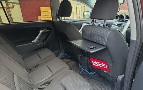Toyota Verso I, 2011 год, 1 030 000 рублей, 8 фотография