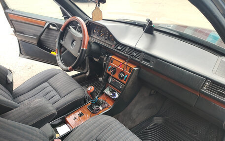 Mercedes-Benz W124, 1991 год, 400 000 рублей, 7 фотография