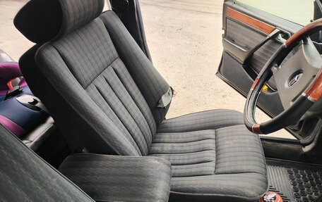 Mercedes-Benz W124, 1991 год, 400 000 рублей, 8 фотография