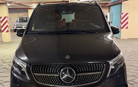 Mercedes-Benz V-Класс, 2022 год, 9 200 000 рублей, 1 фотография