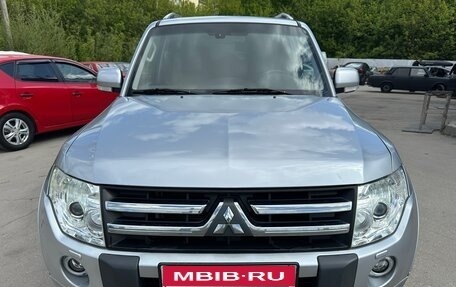 Mitsubishi Pajero IV, 2011 год, 2 100 000 рублей, 1 фотография
