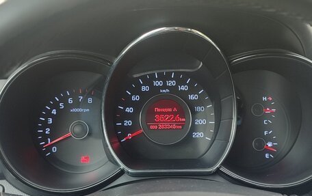 KIA Rio III рестайлинг, 2014 год, 850 000 рублей, 4 фотография