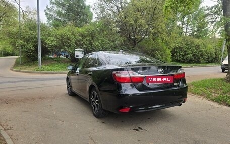Toyota Camry, 2017 год, 2 300 000 рублей, 4 фотография