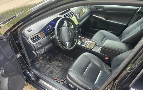 Toyota Camry, 2017 год, 2 300 000 рублей, 10 фотография