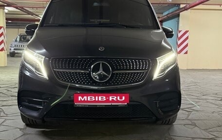 Mercedes-Benz V-Класс, 2022 год, 9 200 000 рублей, 17 фотография