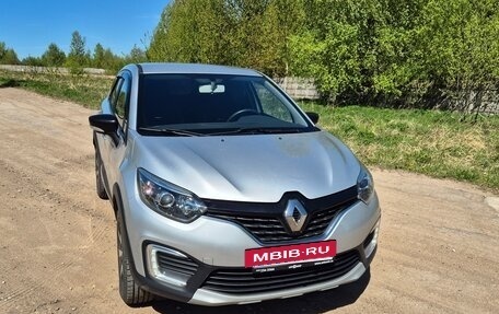 Renault Kaptur I рестайлинг, 2017 год, 1 700 000 рублей, 2 фотография