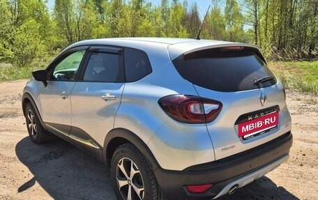Renault Kaptur I рестайлинг, 2017 год, 1 700 000 рублей, 5 фотография