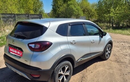 Renault Kaptur I рестайлинг, 2017 год, 1 700 000 рублей, 4 фотография