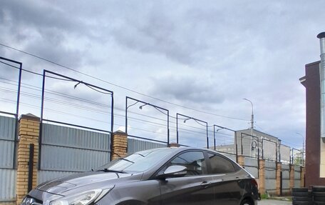 Hyundai Solaris II рестайлинг, 2011 год, 630 000 рублей, 5 фотография