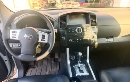 Nissan Pathfinder, 2012 год, 1 650 000 рублей, 12 фотография