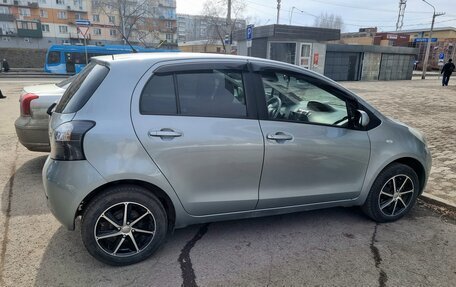 Toyota Yaris III рестайлинг, 2006 год, 620 000 рублей, 3 фотография