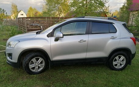 Chevrolet Tracker III, 2015 год, 1 230 000 рублей, 2 фотография