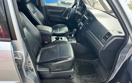 Mitsubishi Pajero IV, 2011 год, 2 100 000 рублей, 11 фотография