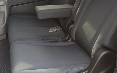 Honda Freed I, 2009 год, 1 199 000 рублей, 18 фотография