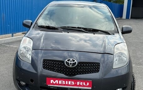 Toyota Yaris III рестайлинг, 2008 год, 680 000 рублей, 3 фотография