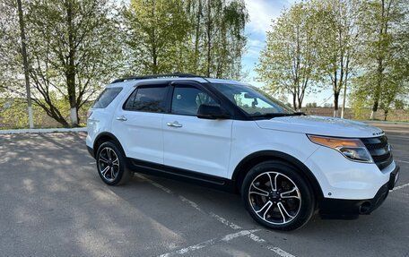 Ford Explorer VI, 2013 год, 2 200 000 рублей, 8 фотография