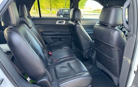 Ford Explorer VI, 2013 год, 2 200 000 рублей, 9 фотография