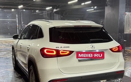 Mercedes-Benz GLA, 2021 год, 4 000 000 рублей, 4 фотография