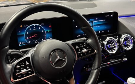 Mercedes-Benz GLA, 2021 год, 4 000 000 рублей, 12 фотография