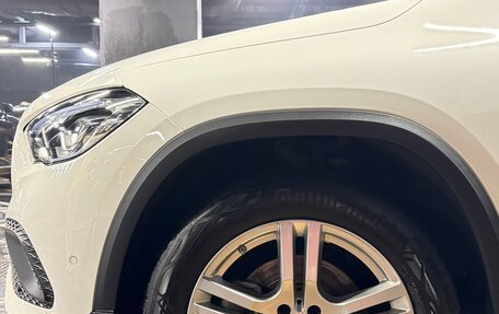 Mercedes-Benz GLA, 2021 год, 4 000 000 рублей, 14 фотография