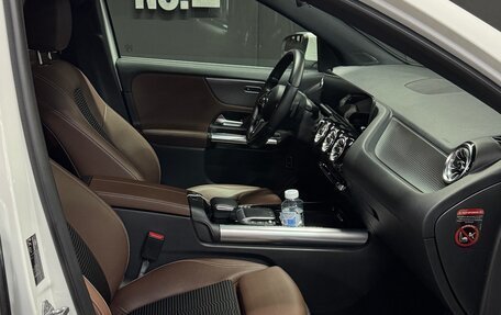 Mercedes-Benz GLA, 2021 год, 4 000 000 рублей, 15 фотография