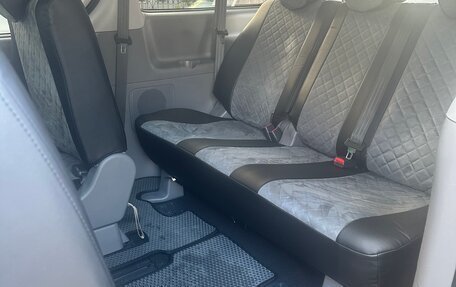 Hyundai H-1 II рестайлинг, 2018 год, 2 700 000 рублей, 7 фотография