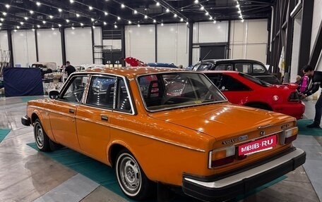 Volvo 240 Series, 1975 год, 1 250 000 рублей, 7 фотография