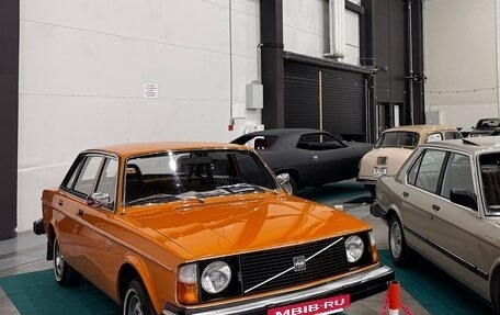Volvo 240 Series, 1975 год, 1 250 000 рублей, 6 фотография