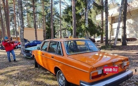 Volvo 240 Series, 1975 год, 1 250 000 рублей, 12 фотография