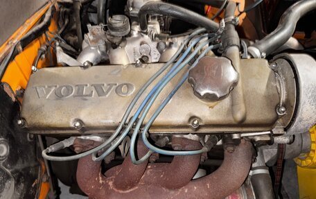 Volvo 240 Series, 1975 год, 1 250 000 рублей, 32 фотография