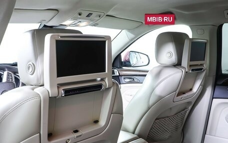 Cadillac SRX II рестайлинг, 2011 год, 965 000 рублей, 28 фотография