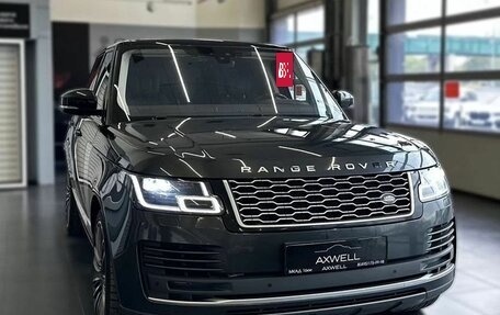Land Rover Range Rover IV рестайлинг, 2018 год, 7 157 000 рублей, 3 фотография