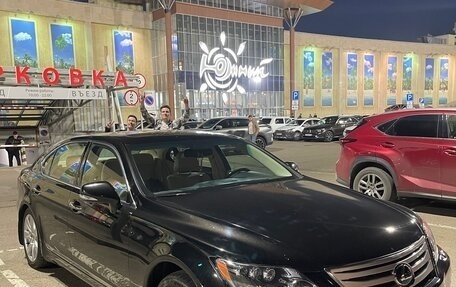 Lexus LS IV, 2010 год, 2 200 000 рублей, 3 фотография