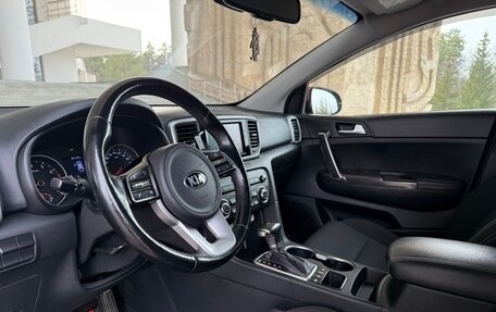 KIA Sportage IV рестайлинг, 2019 год, 2 050 000 рублей, 11 фотография