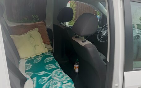 Volkswagen Caddy III рестайлинг, 2012 год, 800 000 рублей, 11 фотография